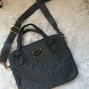 marc jacobs grey crossbody laptop case